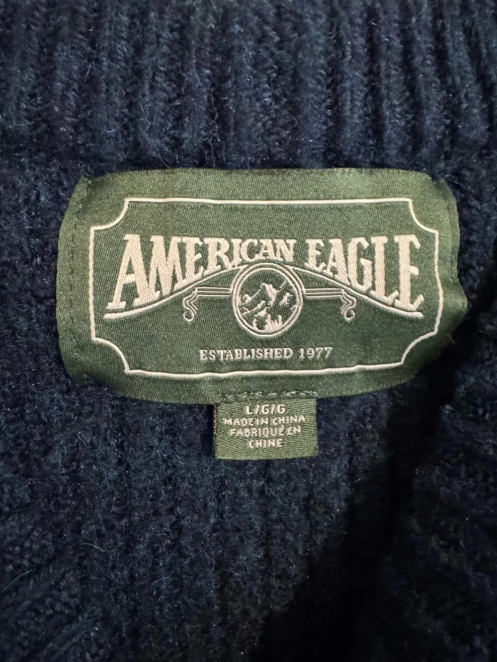 American Eagle Outfitters Navy Ribbed Crewneck Sweater - Picture 2 of 3